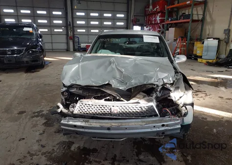 2004 Saturn L300 1 z USA, uszkodzony, nr VIN 1G8JC54F34Y515972